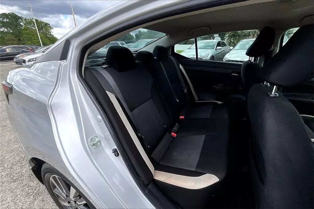 2022 Nissan Versa SV Sedan 4D Maitland FL