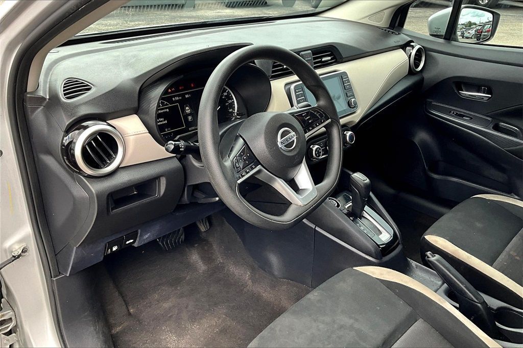 2022 Nissan Versa SV Sedan 4D Maitland FL