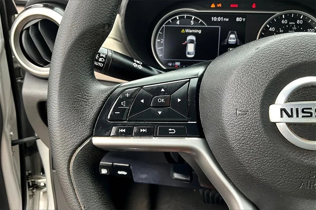 2022 Nissan Versa Sedan SV - Photo 16