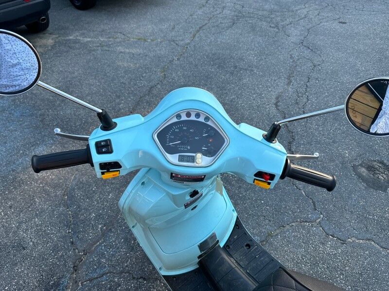 2022 No Make BELLA CLASSIC 50 SCOOTER Whitinsville MA