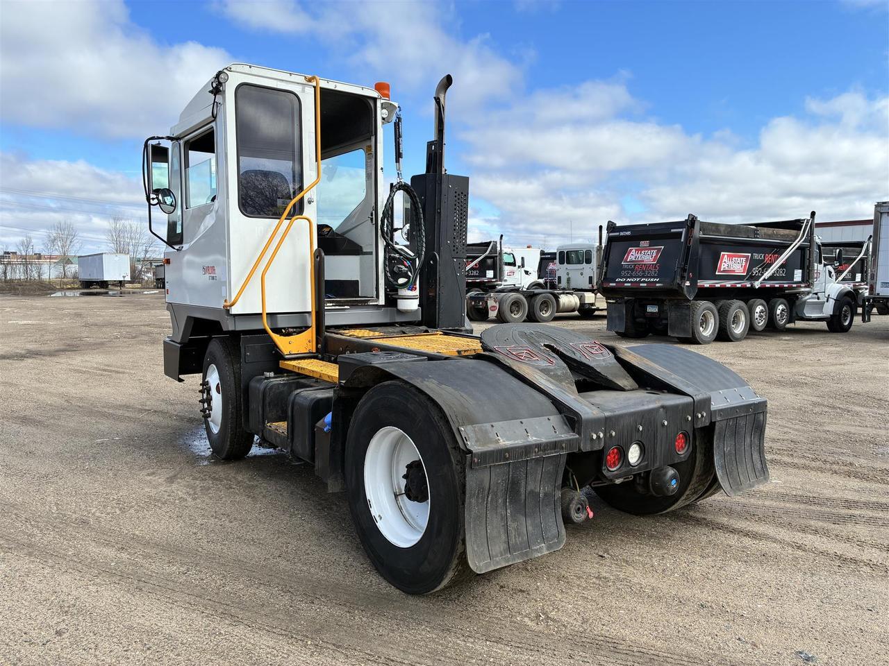 2022 Ottawa T2 Yard Spotter