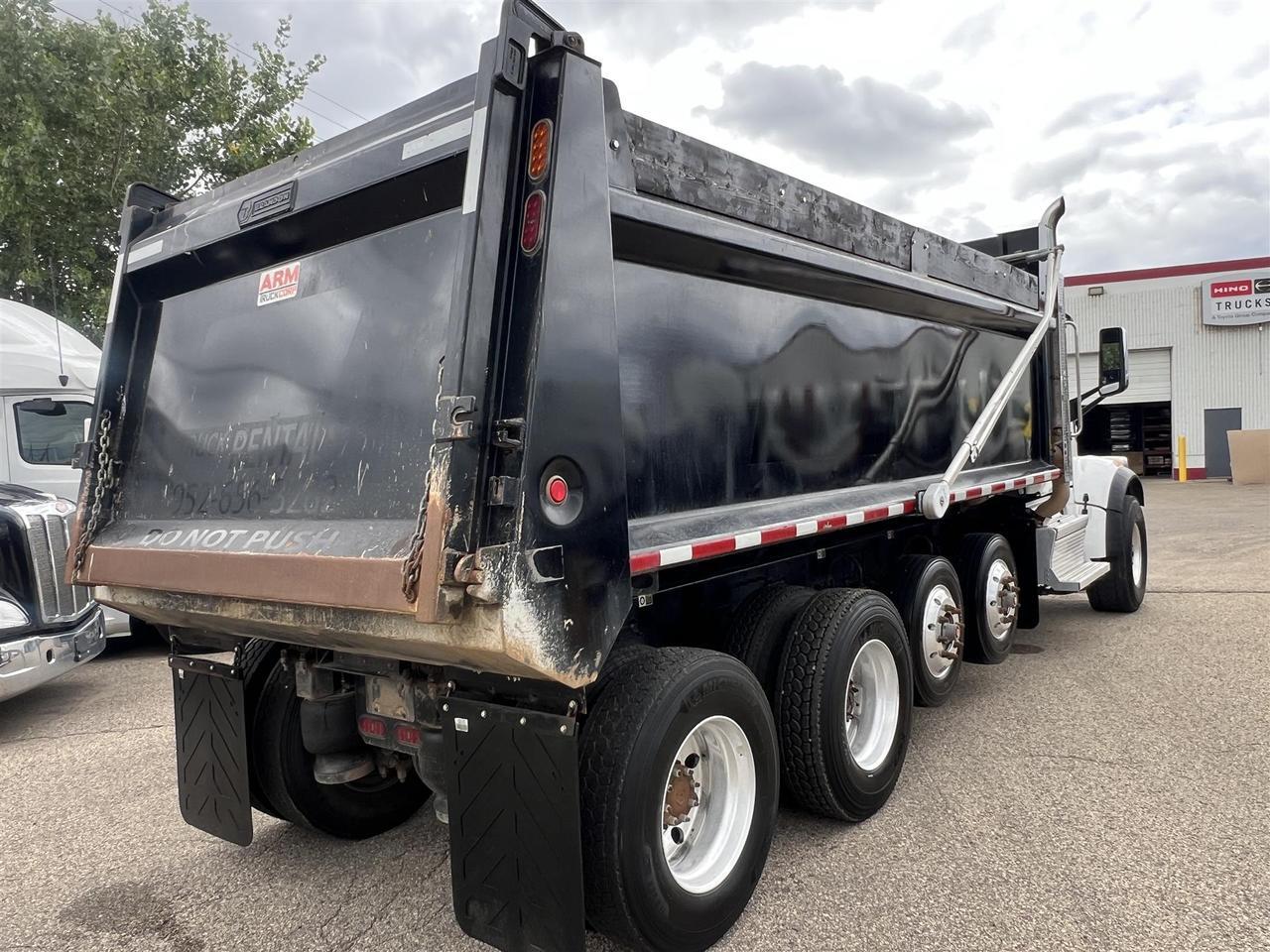 2022 Peterbilt 567 Rochester MN