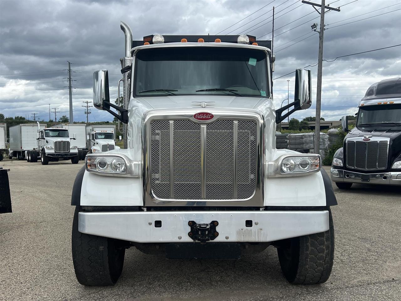 2022 Peterbilt 567 Rochester MN