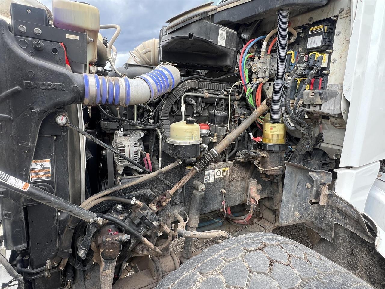 2022 Peterbilt 567 Rochester MN