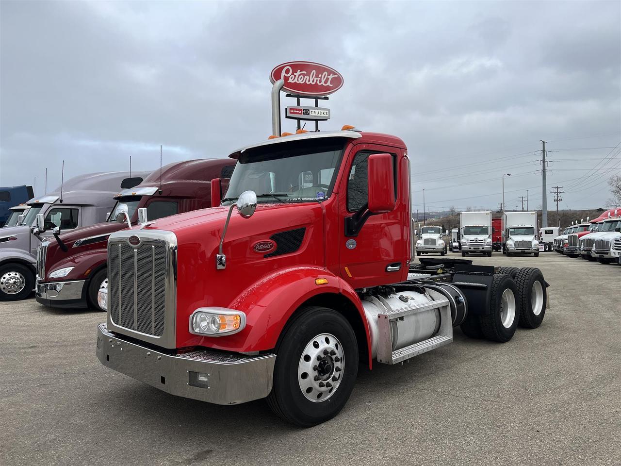 2022 Peterbilt 567 Rochester MN