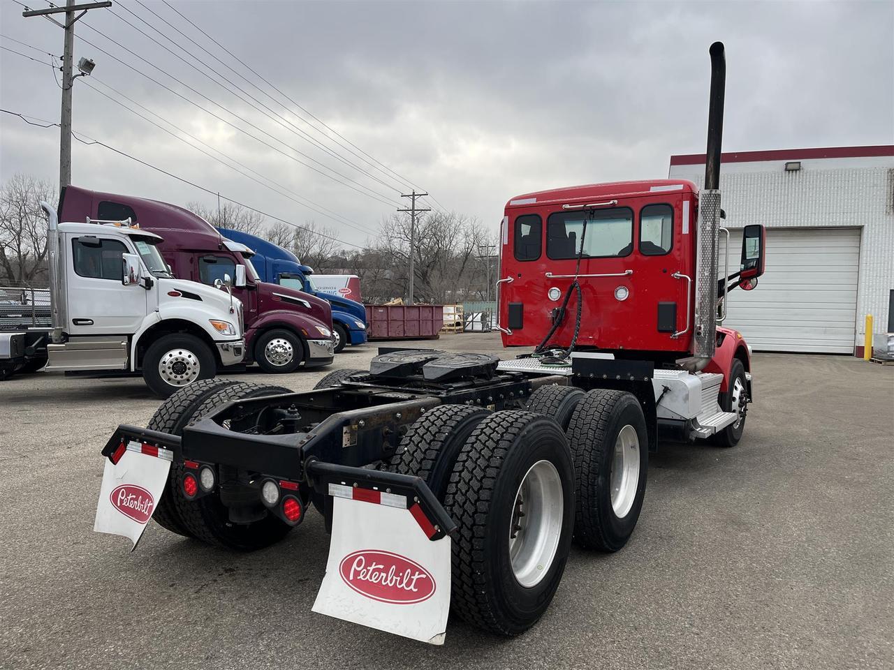 2022 Peterbilt 567 Rochester MN