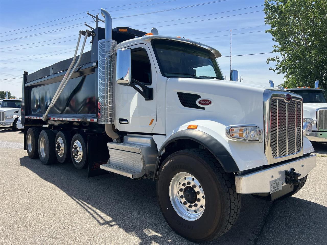 2022 Peterbilt 567 Dump Truck