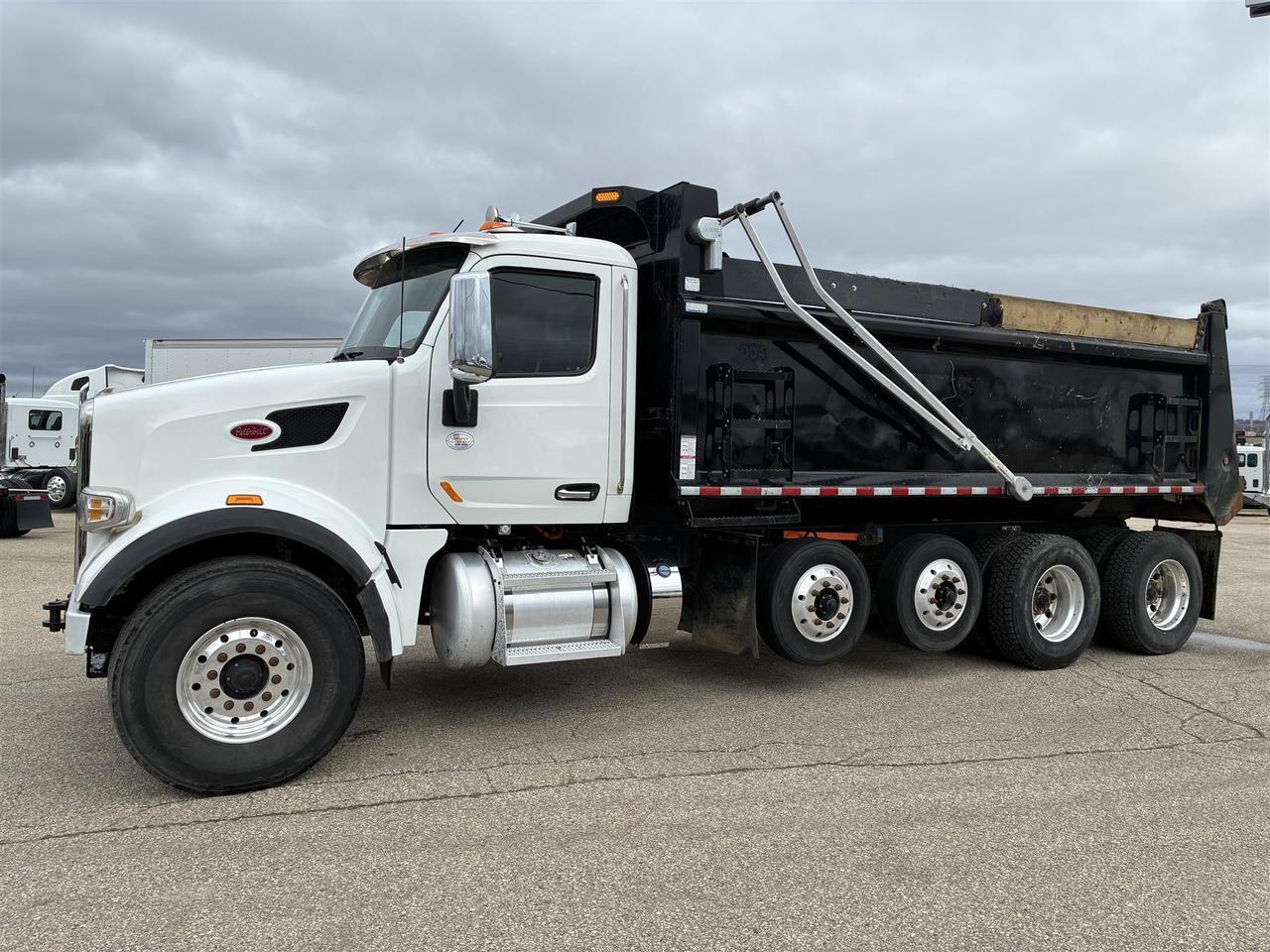 2022 Peterbilt 567 Dump Truck
