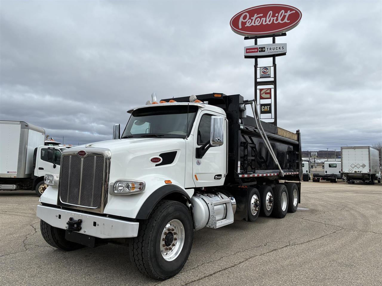 2022 Peterbilt 567 Dump Truck