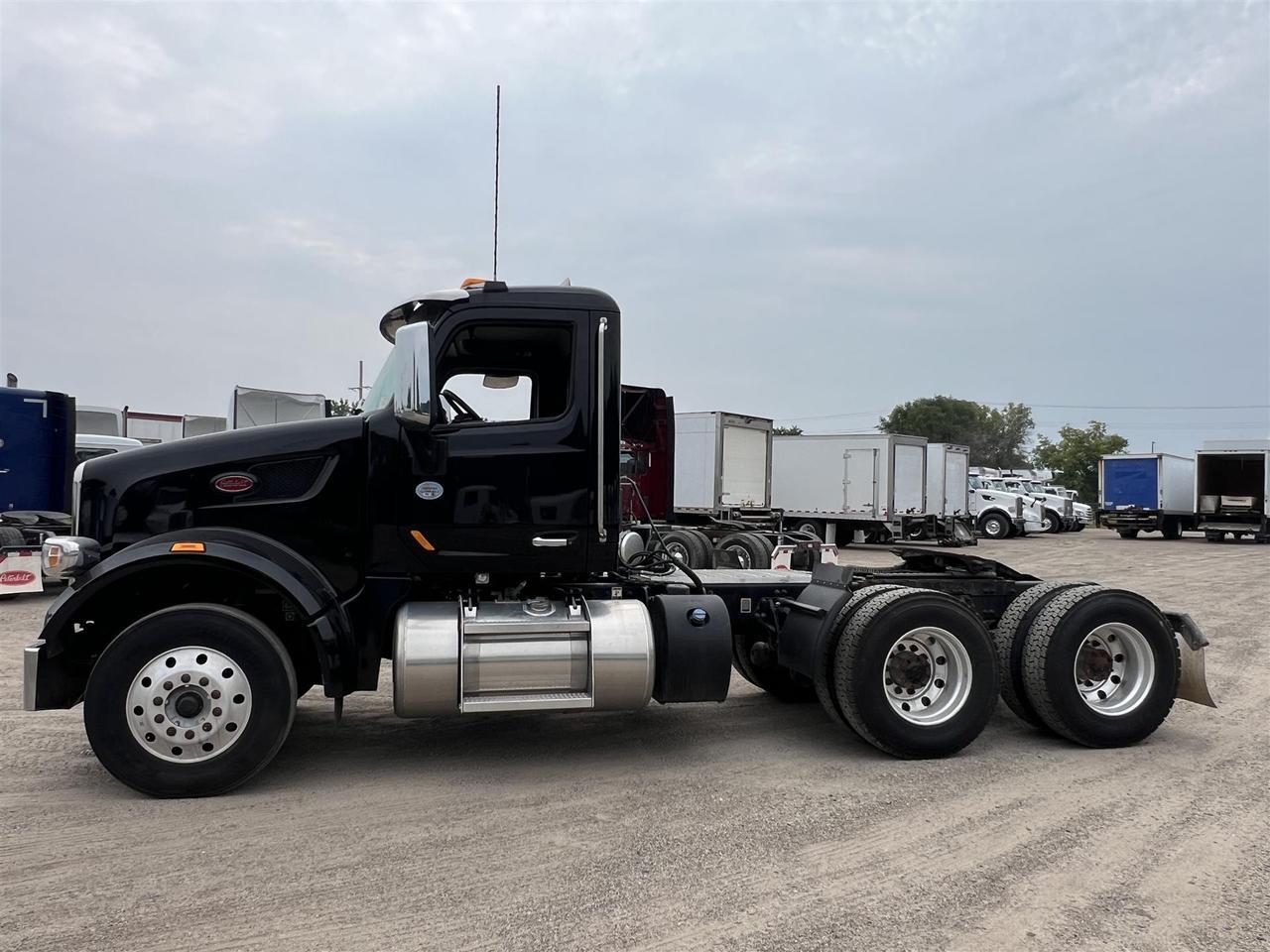 2022 Peterbilt 567 South St. Paul MN