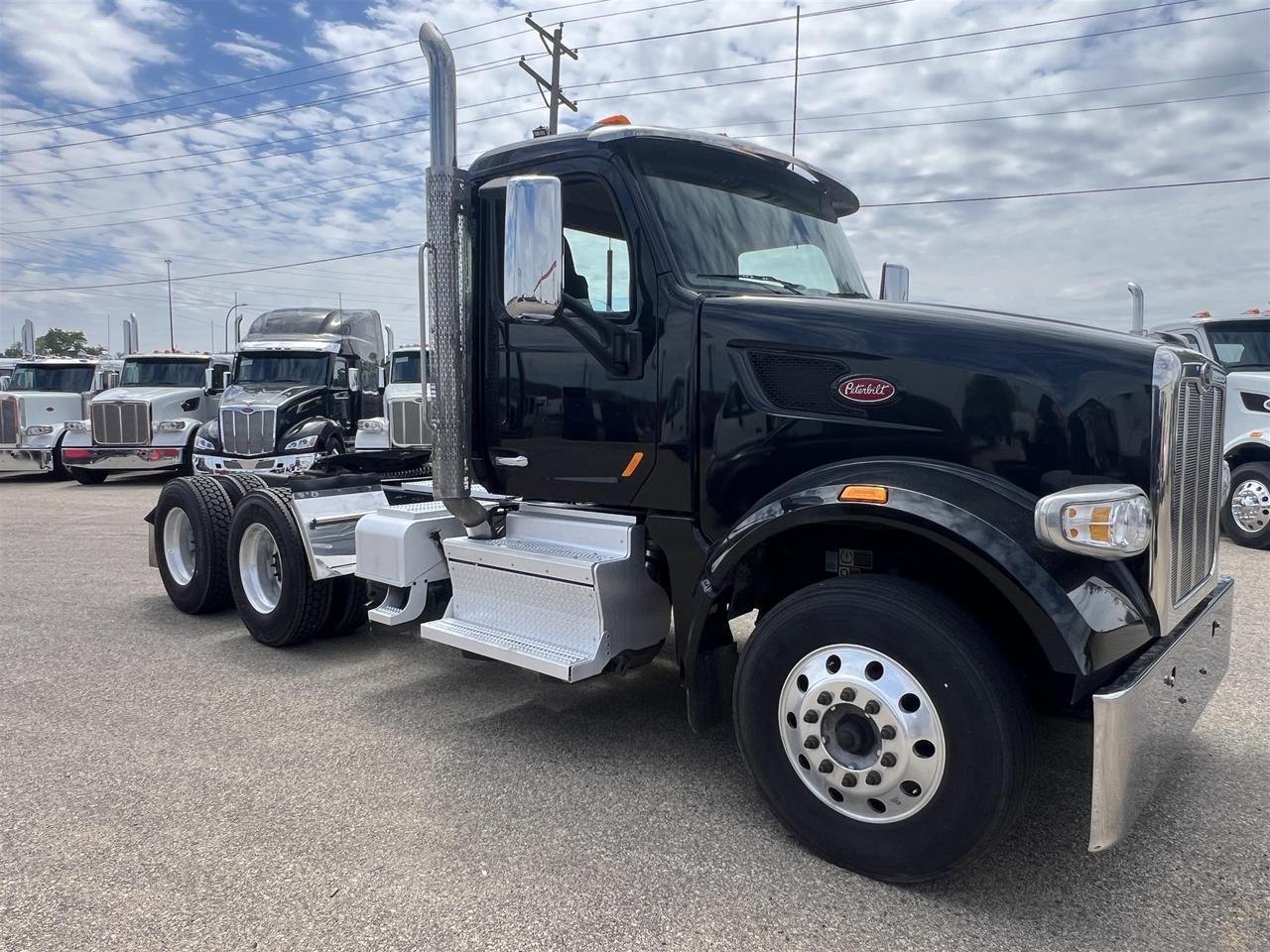 2022 Peterbilt 567 Non-Sleeper