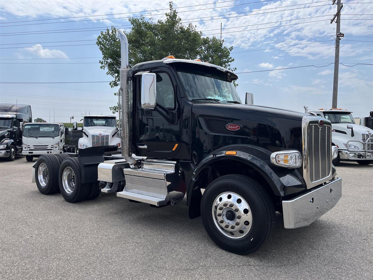 2022 Peterbilt 567 South St. Paul MN