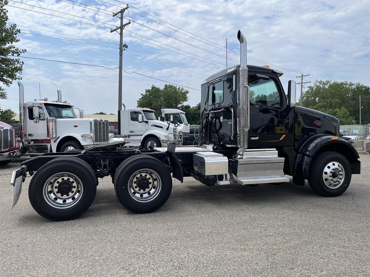 2022 Peterbilt 567 South St. Paul MN
