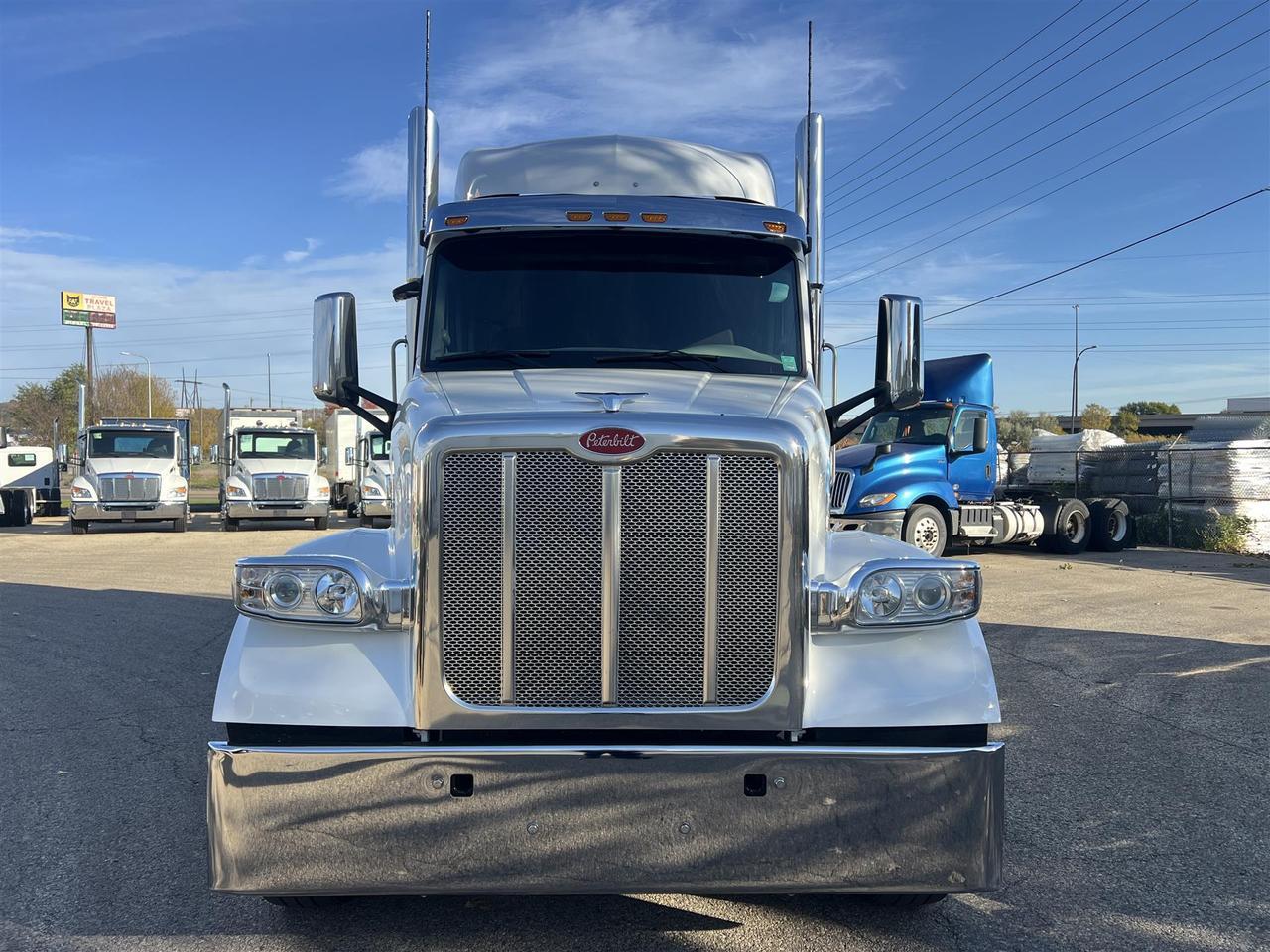 2022 Peterbilt 567