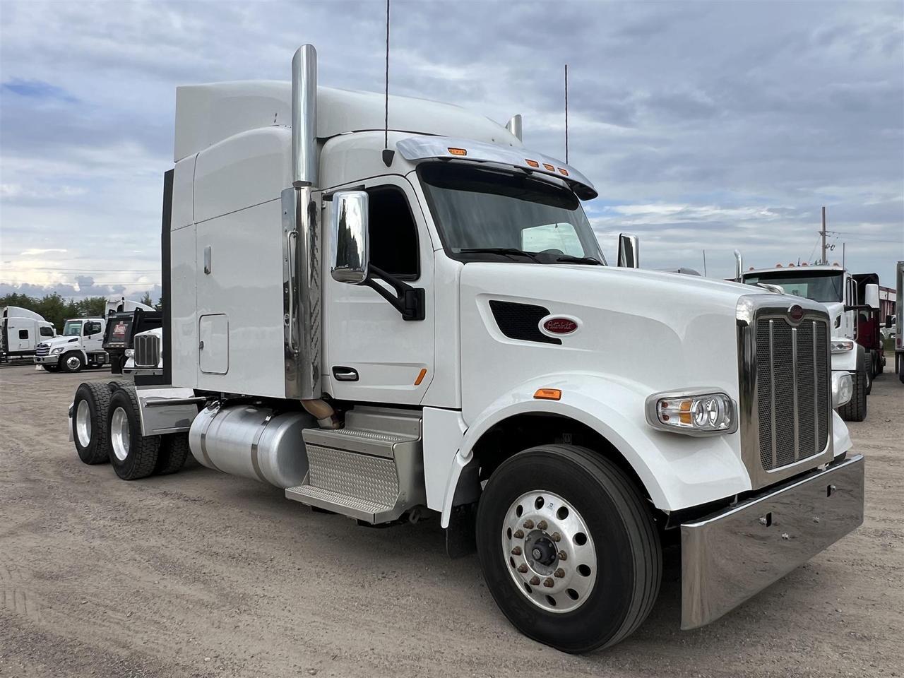 2022 Peterbilt 567 80&quot; Raised Roof South St. Paul MN