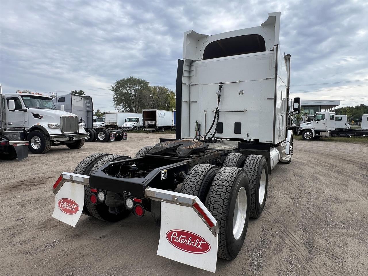 2022 Peterbilt 567 80&quot; Raised Roof South St. Paul MN
