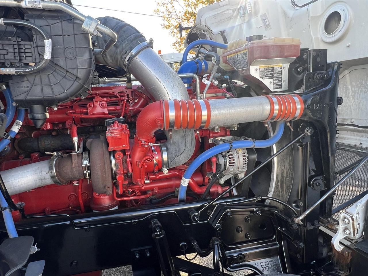 2022 Peterbilt 567 80&quot; Raised Roof South St. Paul MN