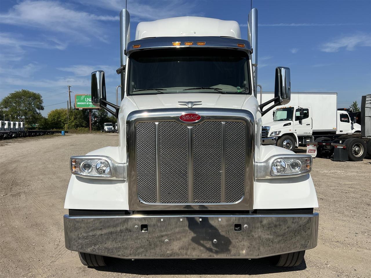 2022 Peterbilt 567 80&quot; Raised Roof South St. Paul MN
