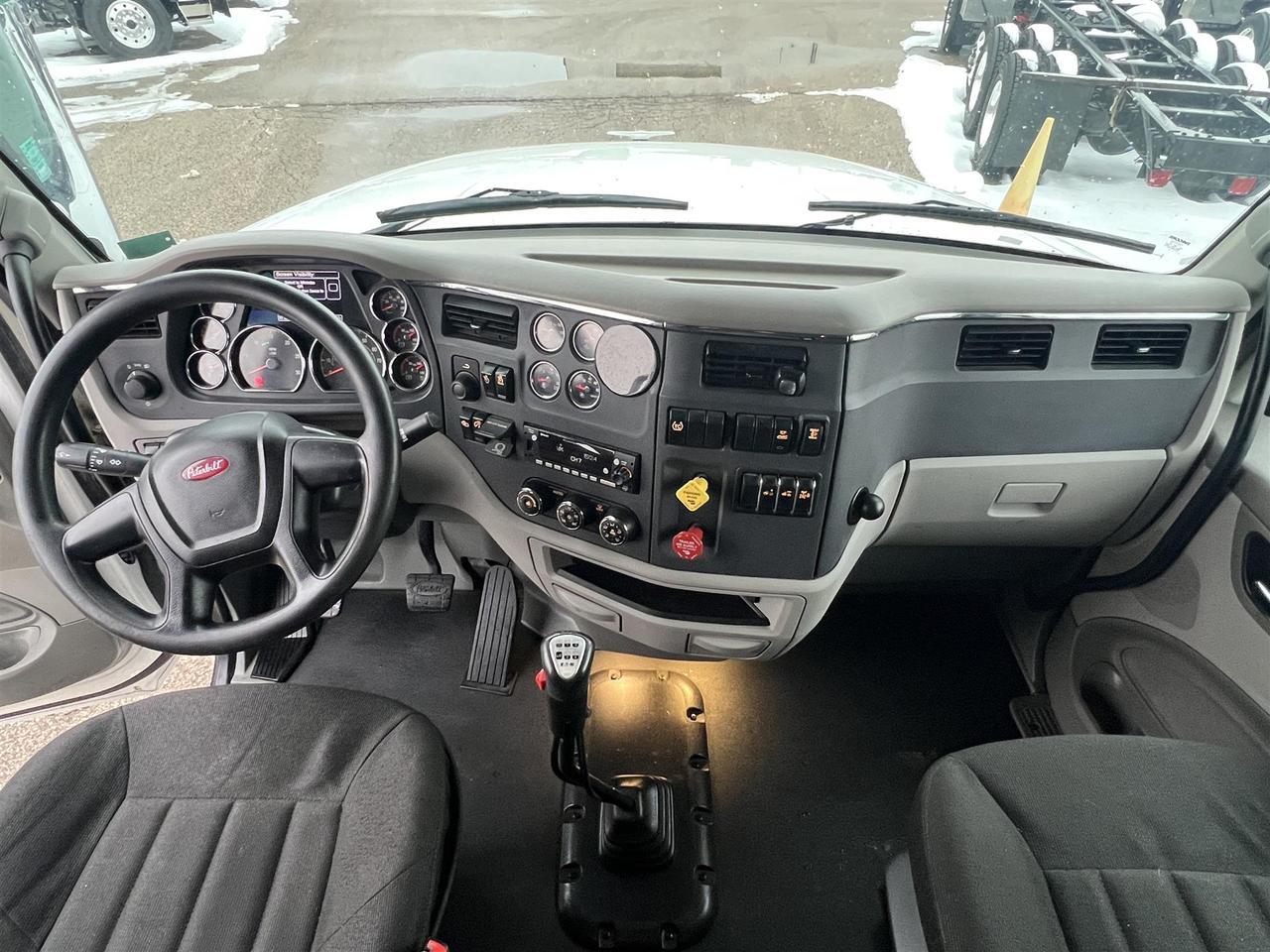 2022 Peterbilt 567 80" Raised Roof South St. Paul MN