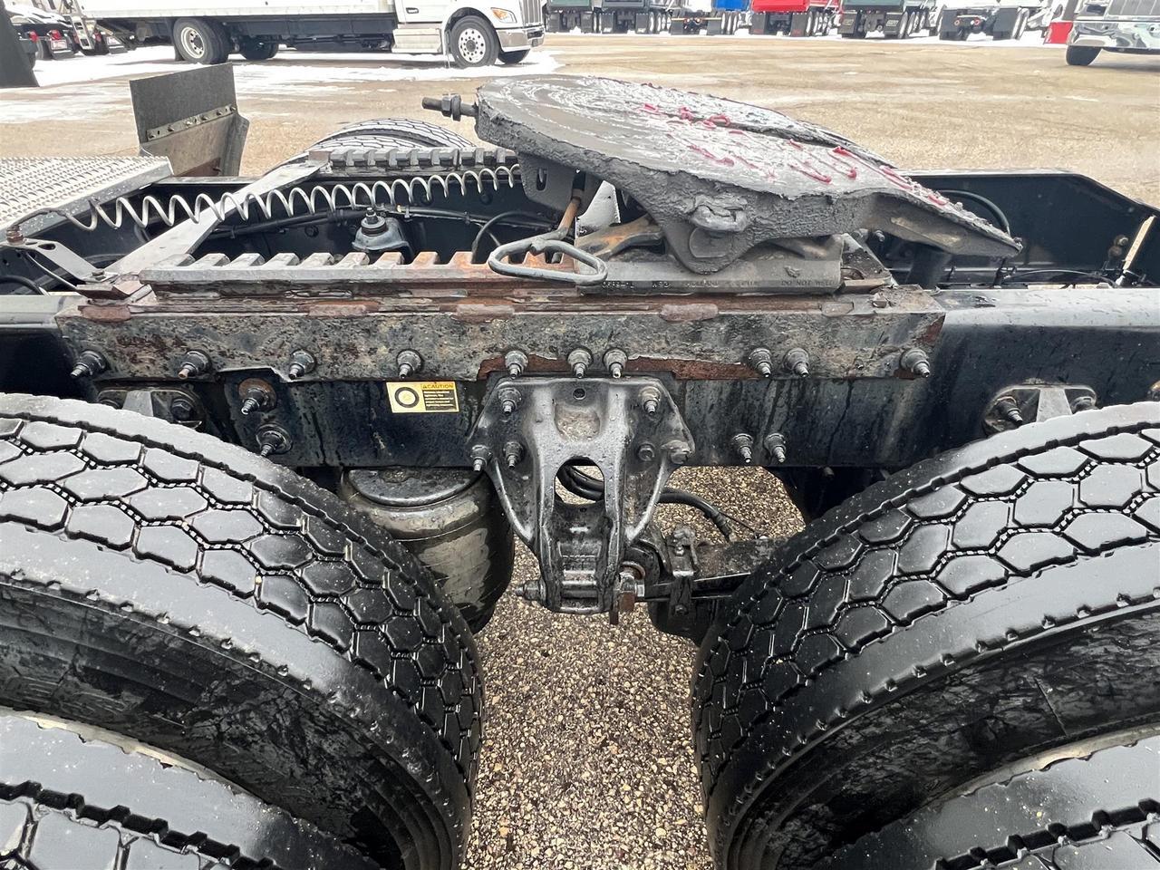 2022 Peterbilt 567 80" Raised Roof South St. Paul MN