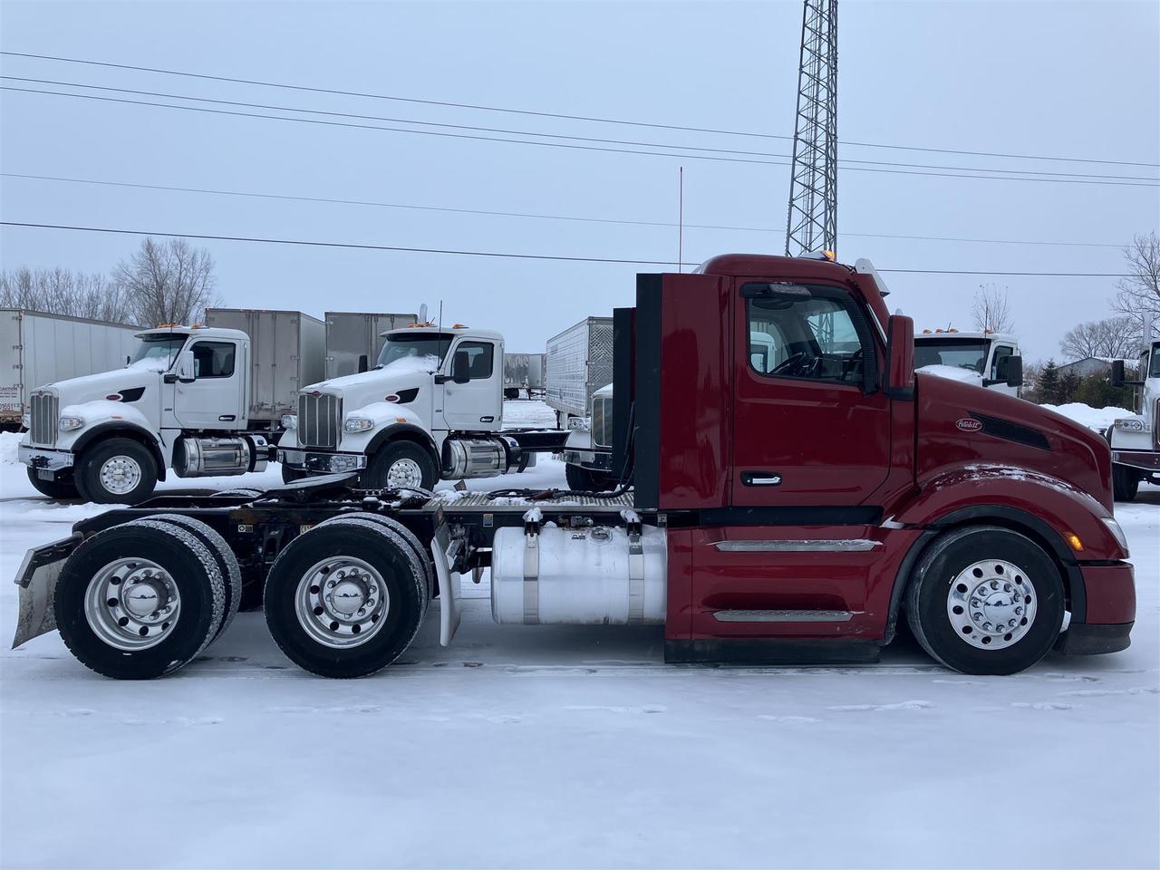 2022 Peterbilt 579 Eau Claire WI