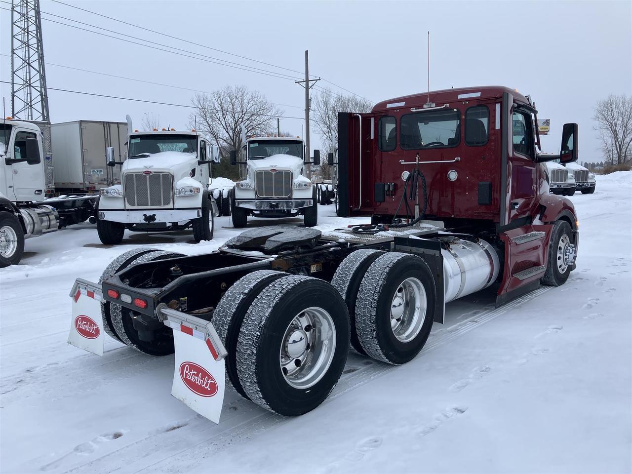 2022 Peterbilt 579 Eau Claire WI