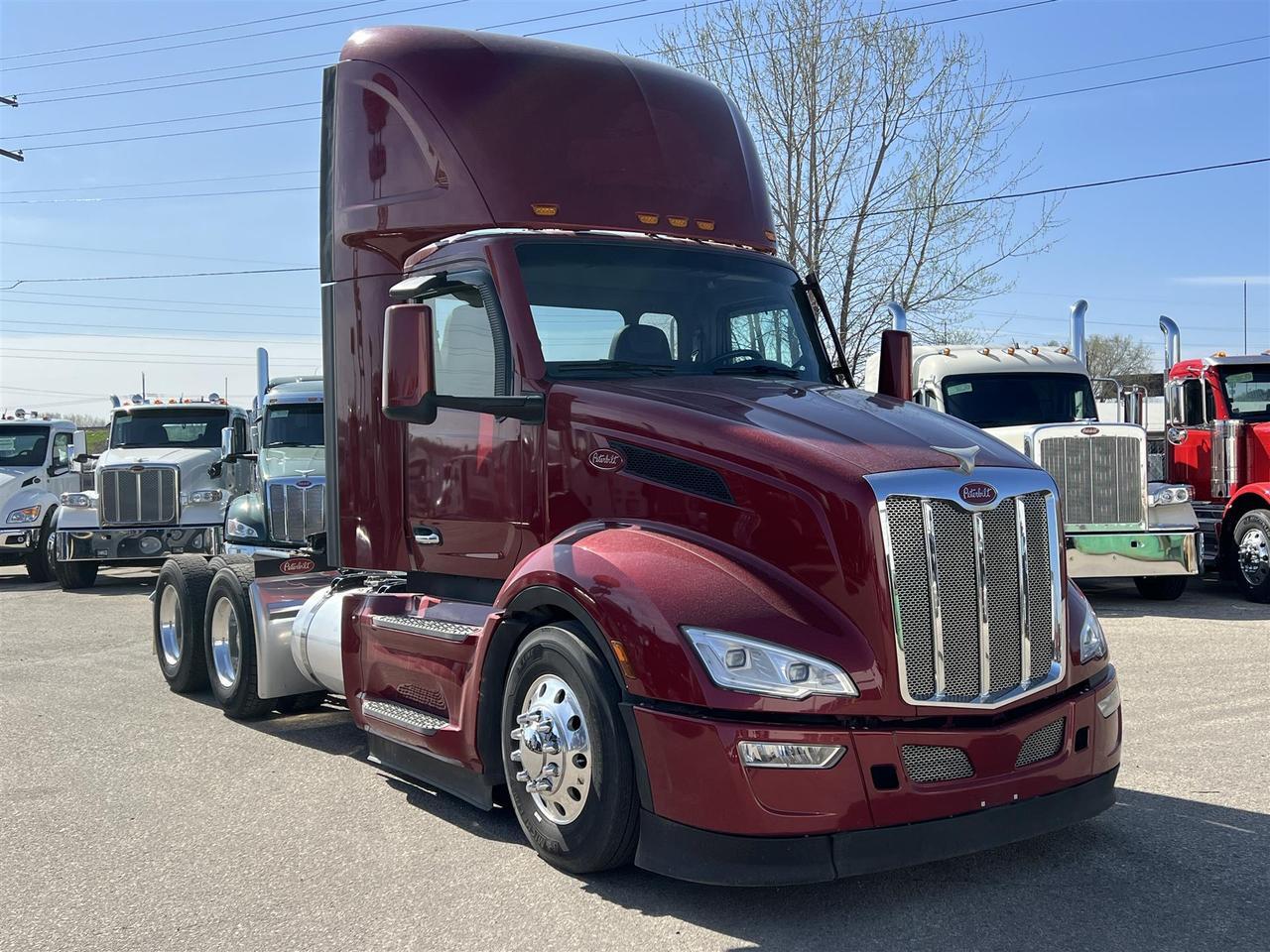 2022 Peterbilt 579 Eau Claire WI