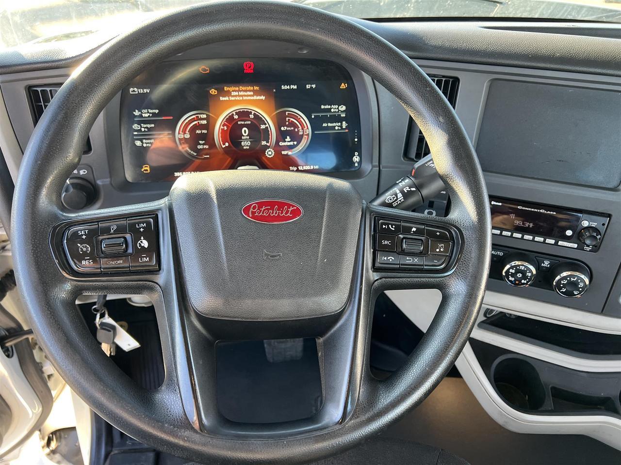 2022 Peterbilt 579 Eau Claire WI