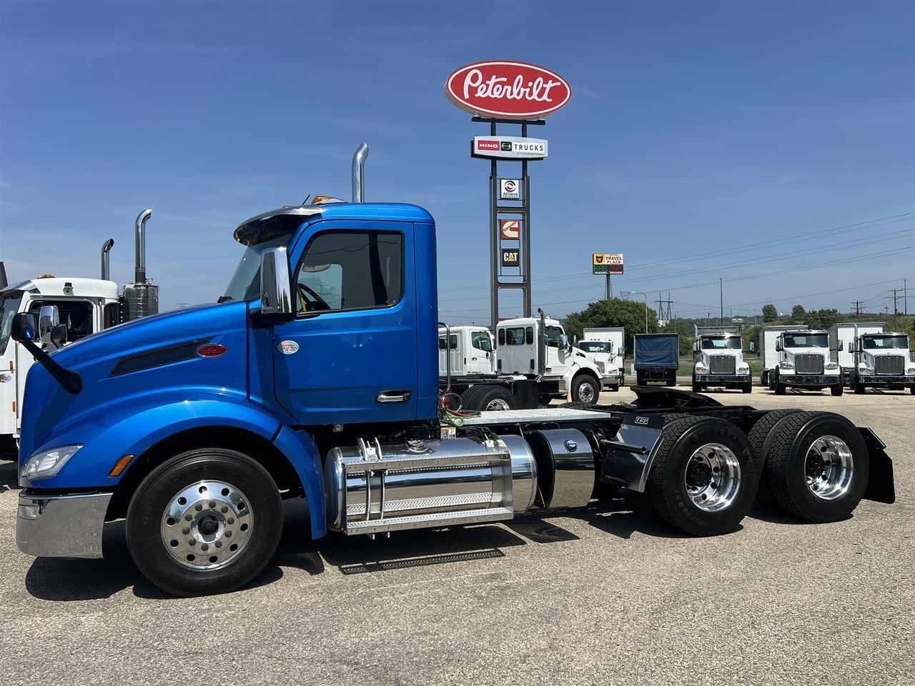 2022 Peterbilt 579 Eau Claire WI