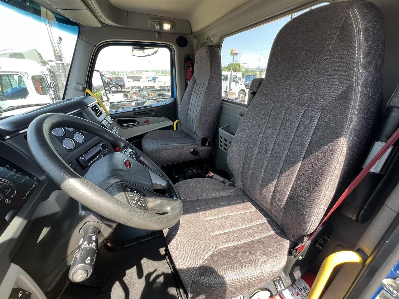 2022 Peterbilt 579 Eau Claire WI
