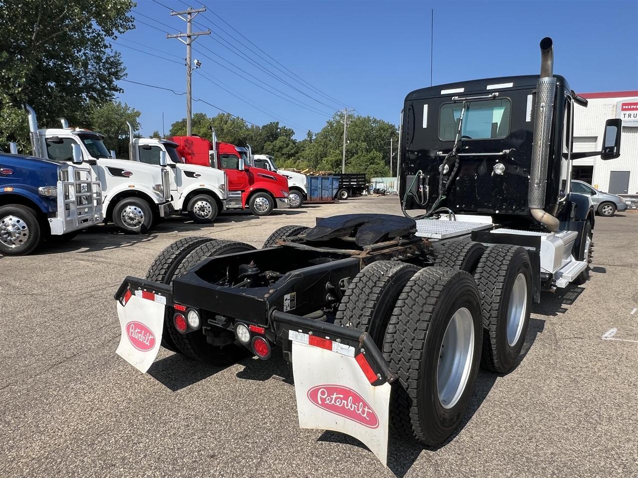 2022 Peterbilt 579 Rochester MN