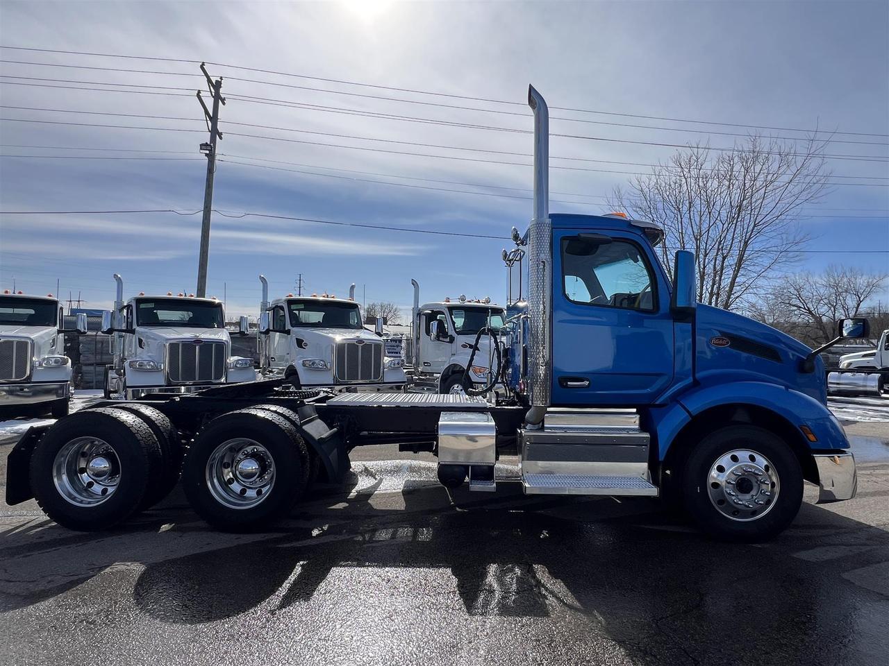 2022 Peterbilt 579 Rochester MN