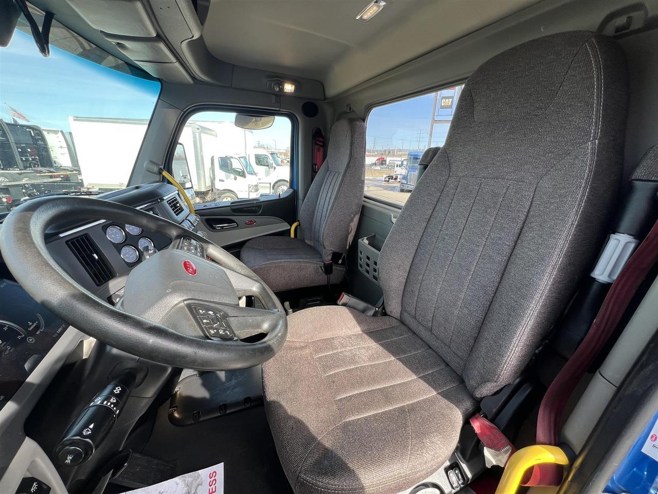 2022 Peterbilt 579 Rochester MN