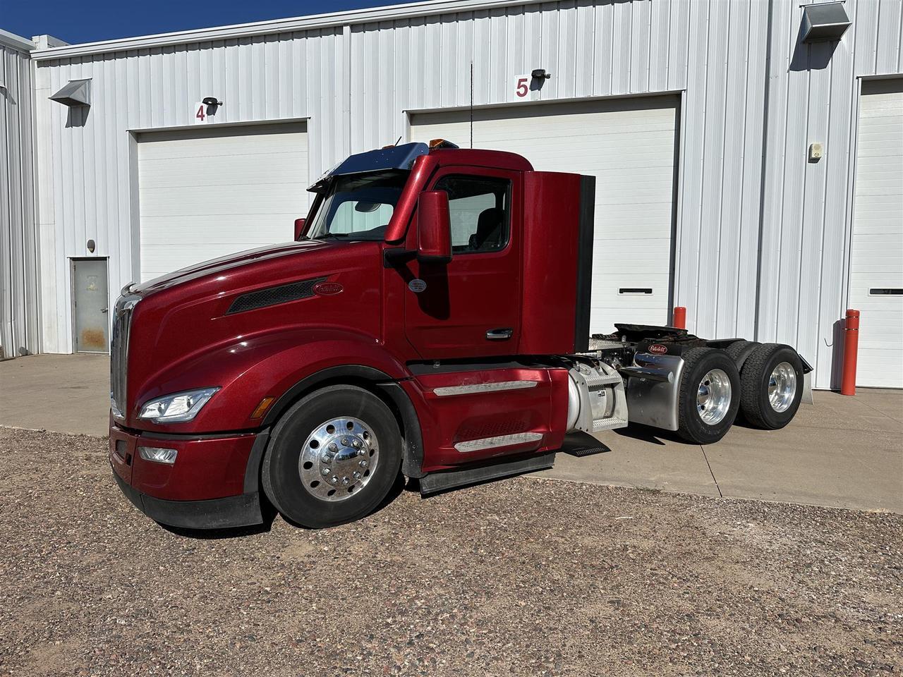 2022 Peterbilt 579 Rochester MN