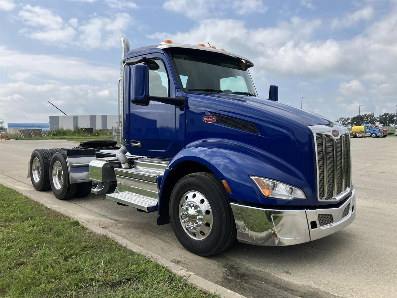 2022 Peterbilt 579