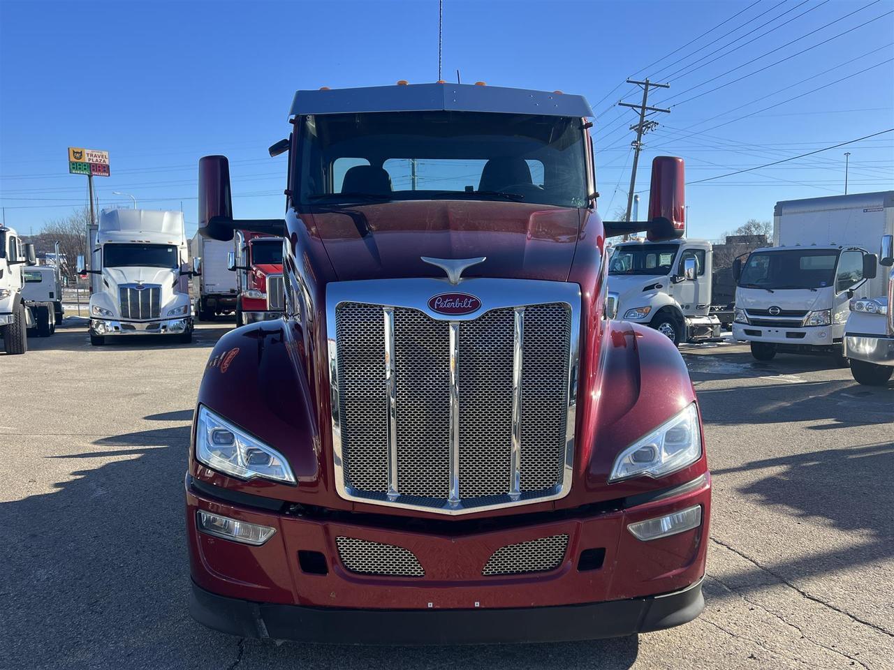 2022 Peterbilt 579