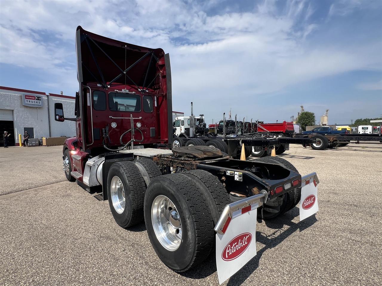 2022 Peterbilt 579 South St. Paul MN