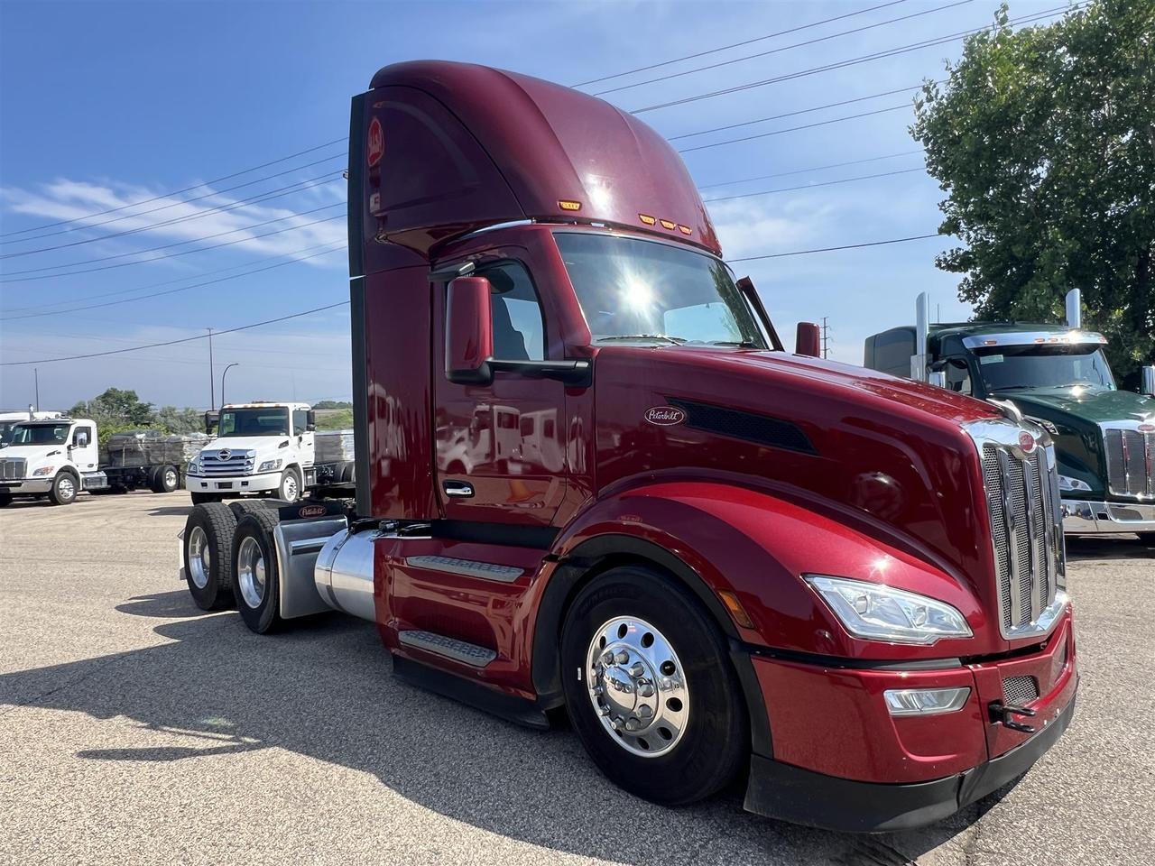 2022 Peterbilt 579 South St. Paul MN