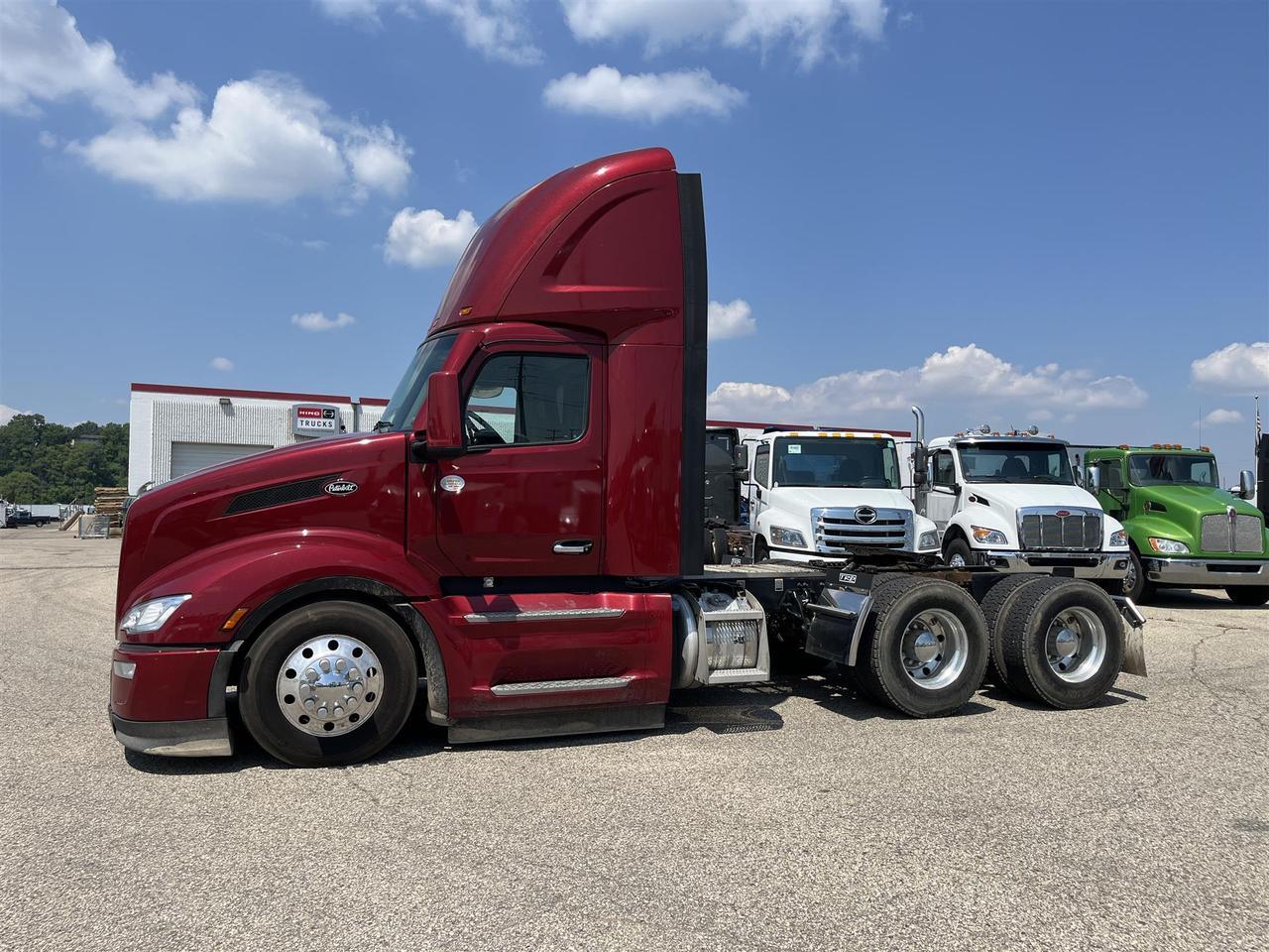 2022 Peterbilt 579 South St. Paul MN