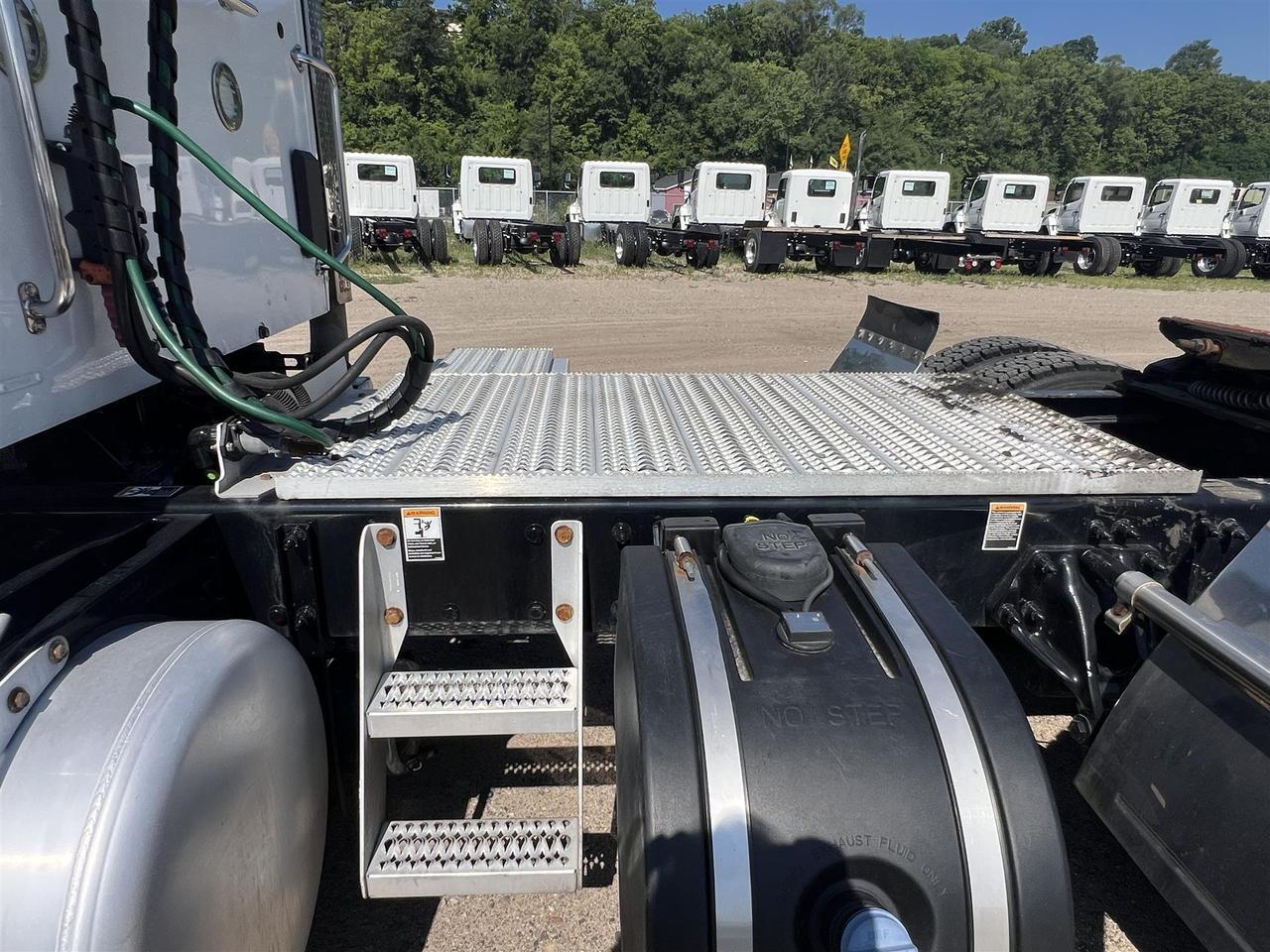 2022 Peterbilt 579 South St. Paul MN