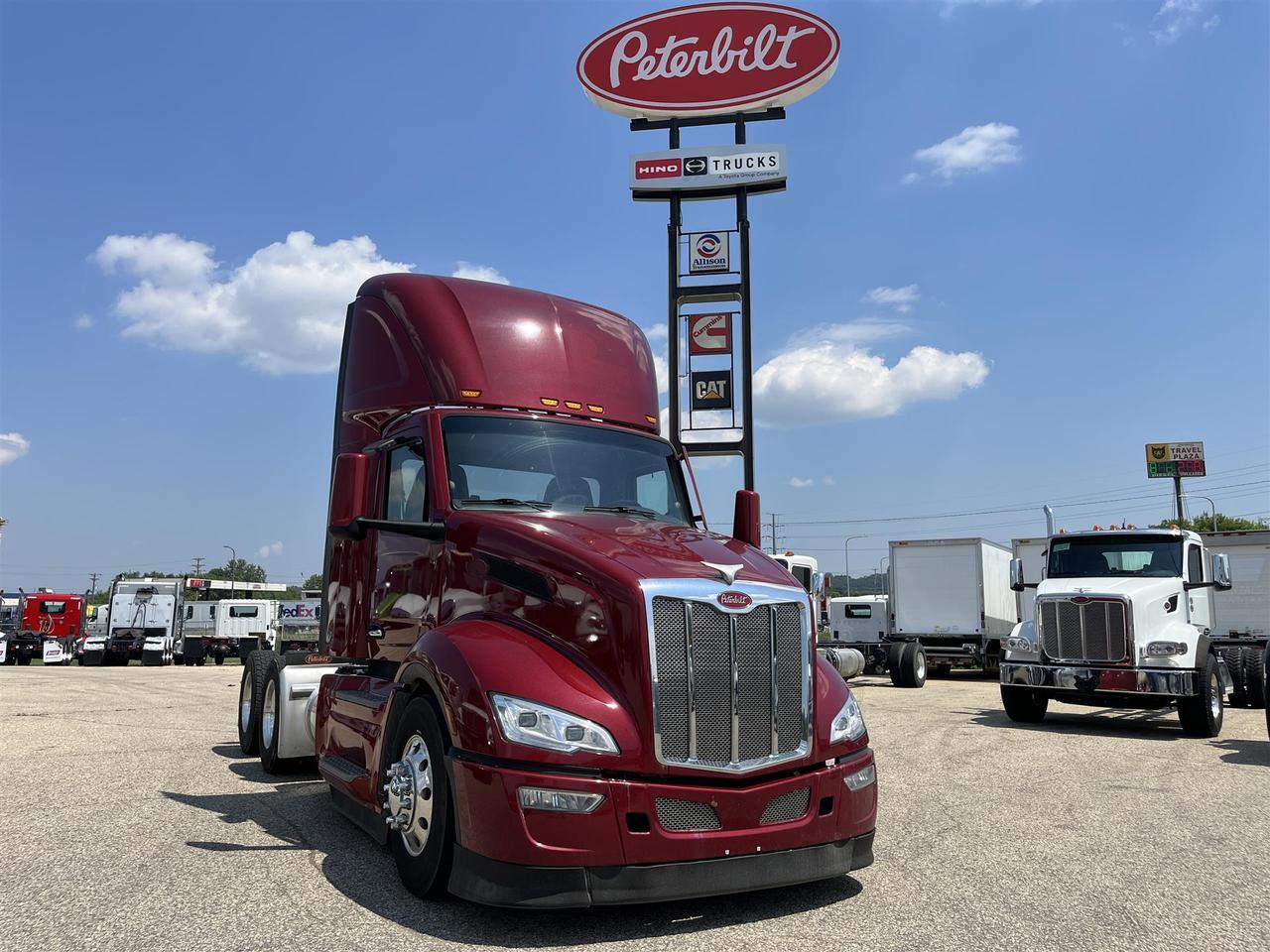 2022 Peterbilt 579 South St. Paul MN