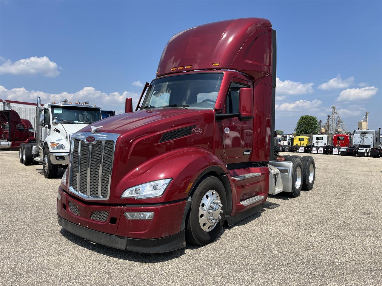 2022 Peterbilt 579 South St. Paul MN