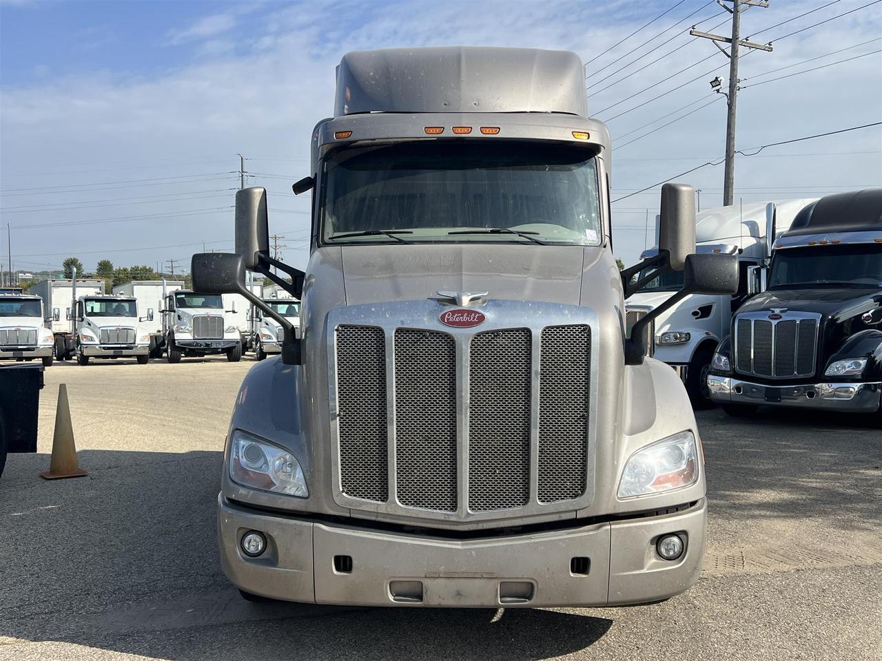 2022 Peterbilt 579 58&quot; Mid Roof Eau Claire WI