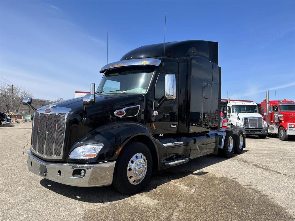 2022 Peterbilt 579 72 2022 Peterbilt 579 72