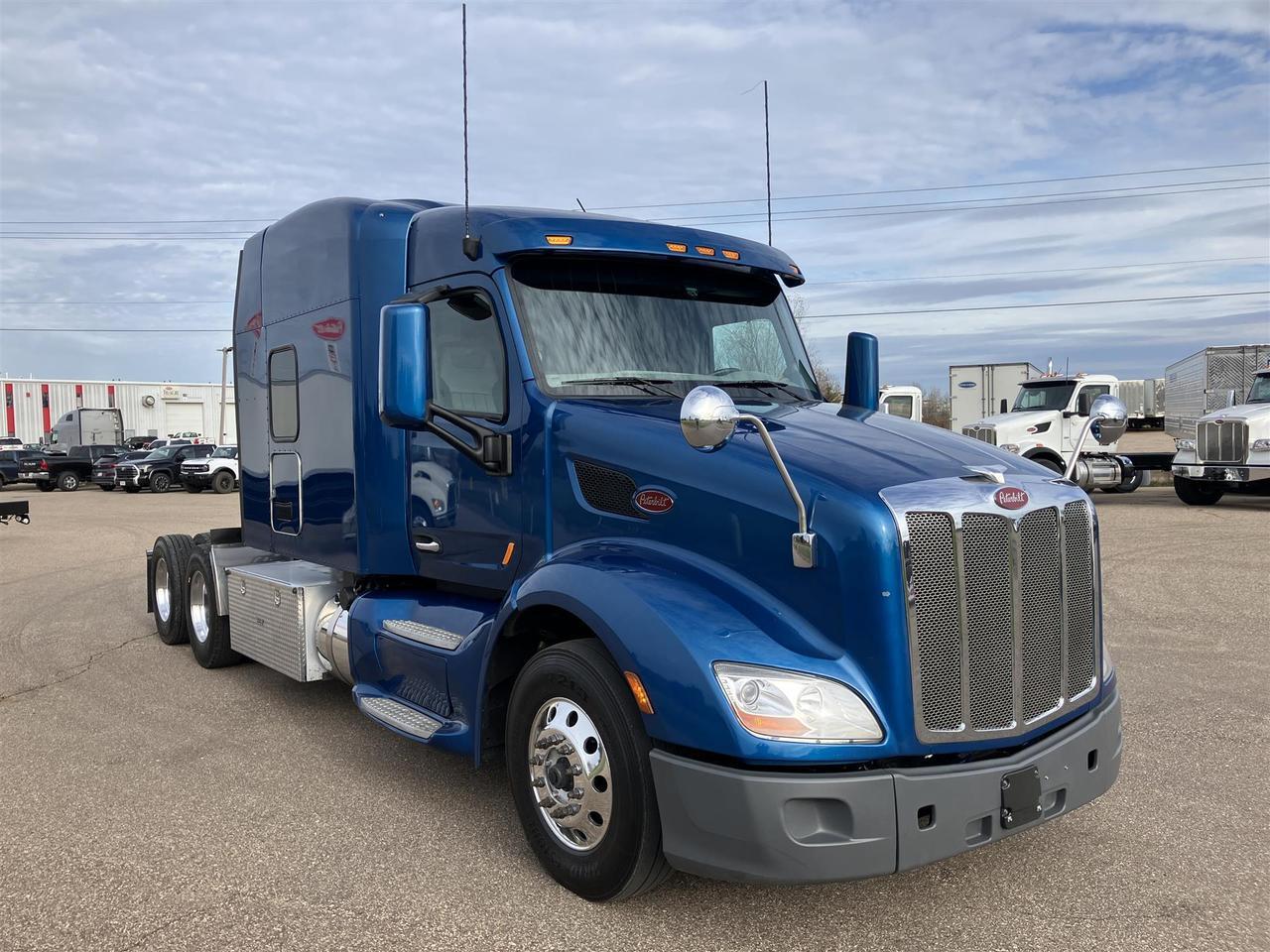 2022 Peterbilt 579
