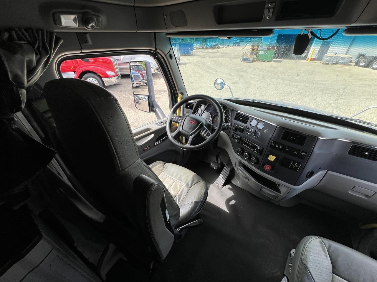 2022 Peterbilt 579 80&quot; Mid Roof Eau Claire WI