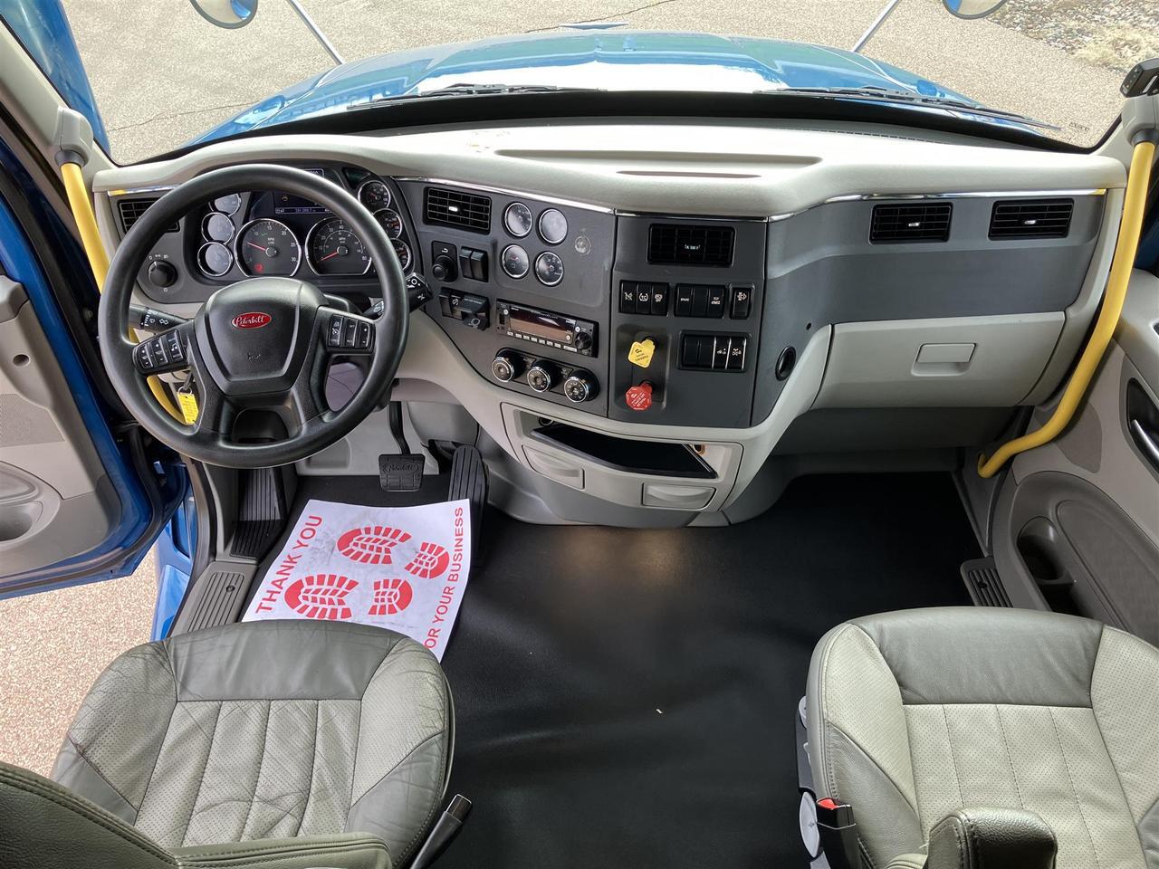 2022 Peterbilt 579 80&quot; Mid Roof Eau Claire WI