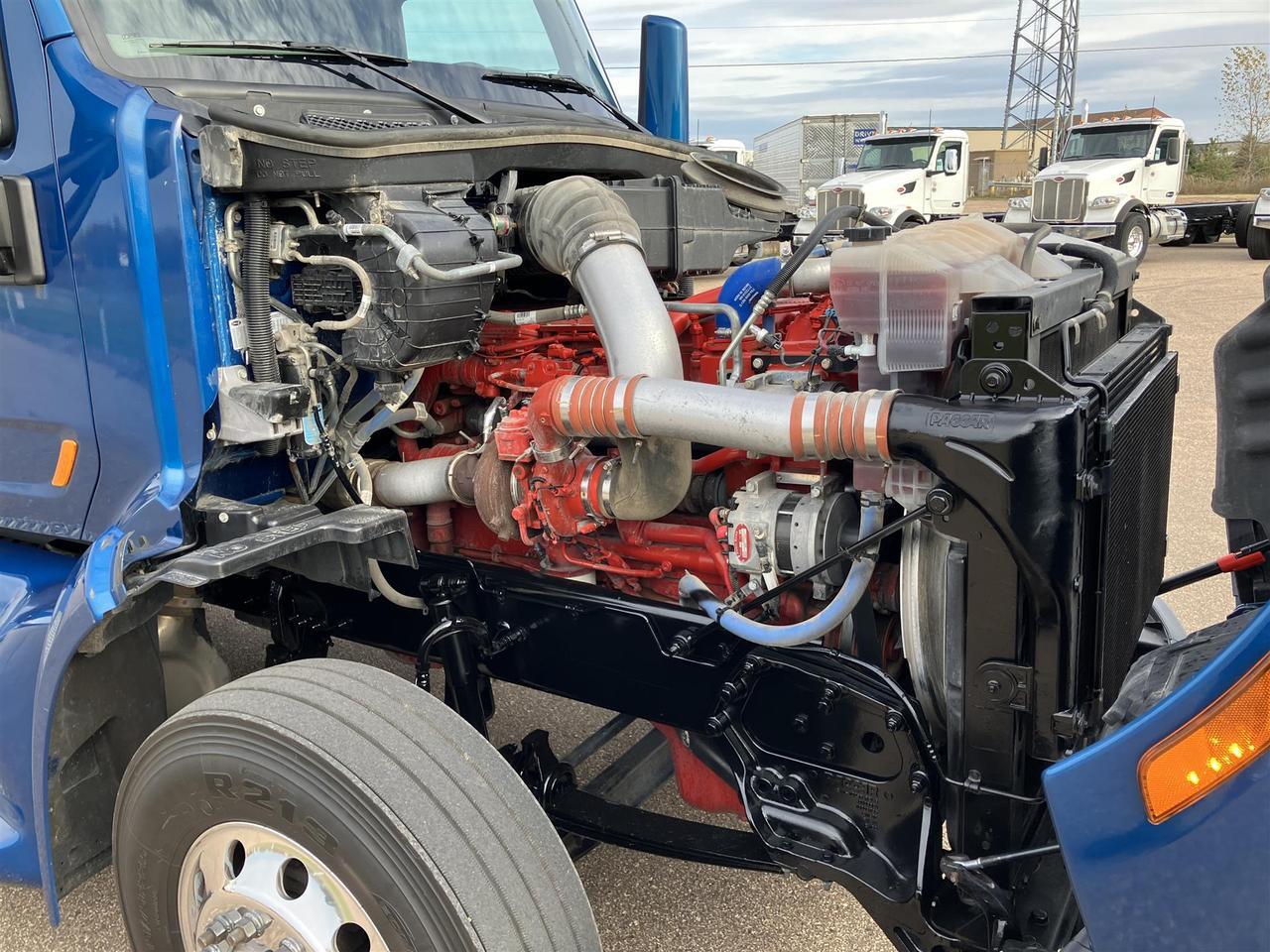 2022 Peterbilt 579 80&quot; Mid Roof Eau Claire WI