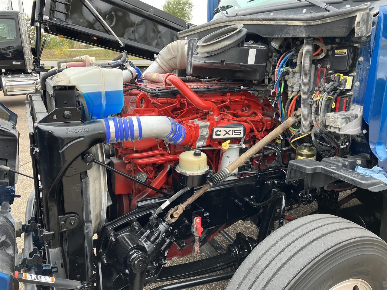 2022 Peterbilt 579 80&quot; Mid Roof Eau Claire WI