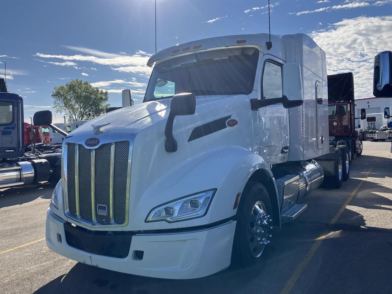 2022 Peterbilt 579 Sleeper